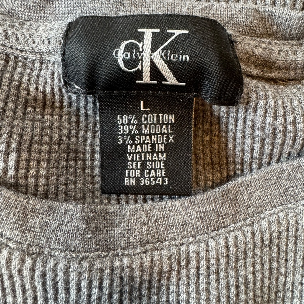 Mens Large Calvin Klein Grey Waffle Knit Base Layer warm thermal top - Picture 3 of 9